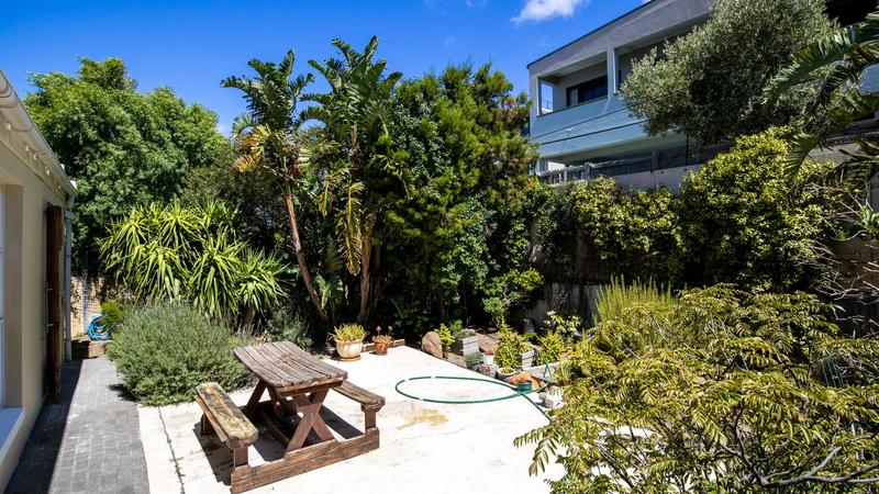 7 Bedroom Property for Sale in Walmer Estate Western Cape